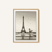 Timeless Grace in Paris – image 1