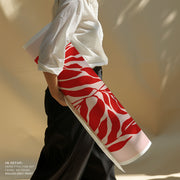 Red Leaf Harmony – image 5