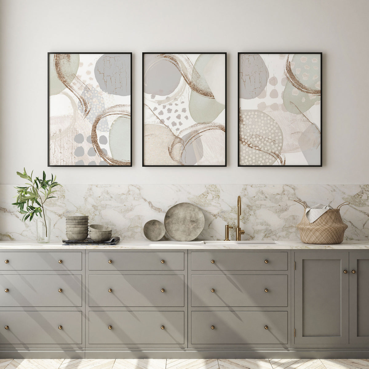 Smooth Neutral